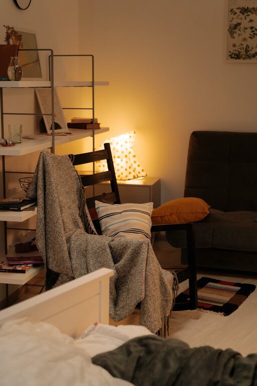 Tips for Creating a Cozy Reading Nook in Any Space
