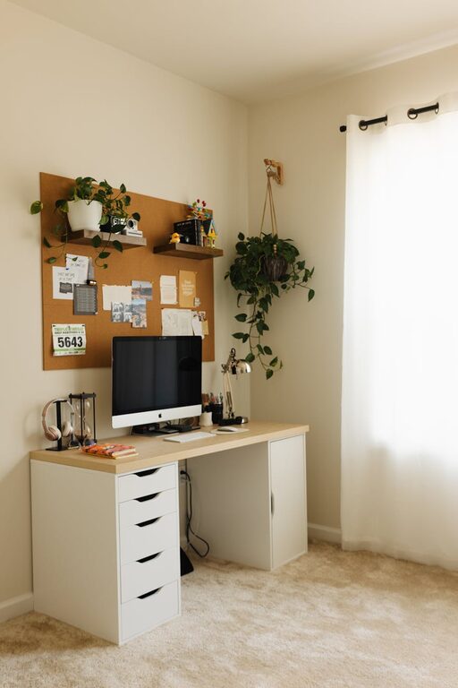 Tips for Creating a Relaxing and Productive Home Workspace Environment